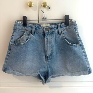 ROLLA’S Dusters High Rise Slim denim shorts, Sz 27.